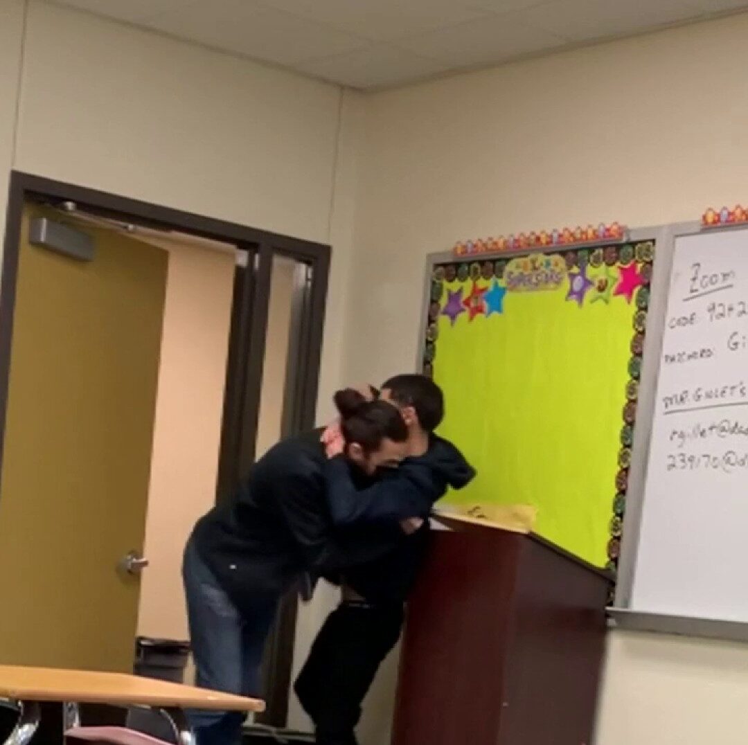 Miami-Dade teacher slamming student to de ground